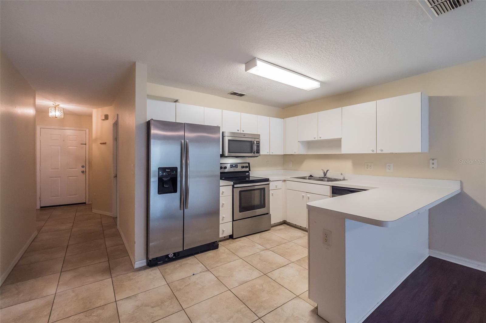 2617-2619 HOLLOW LN, LEESBURG, FL, 34748