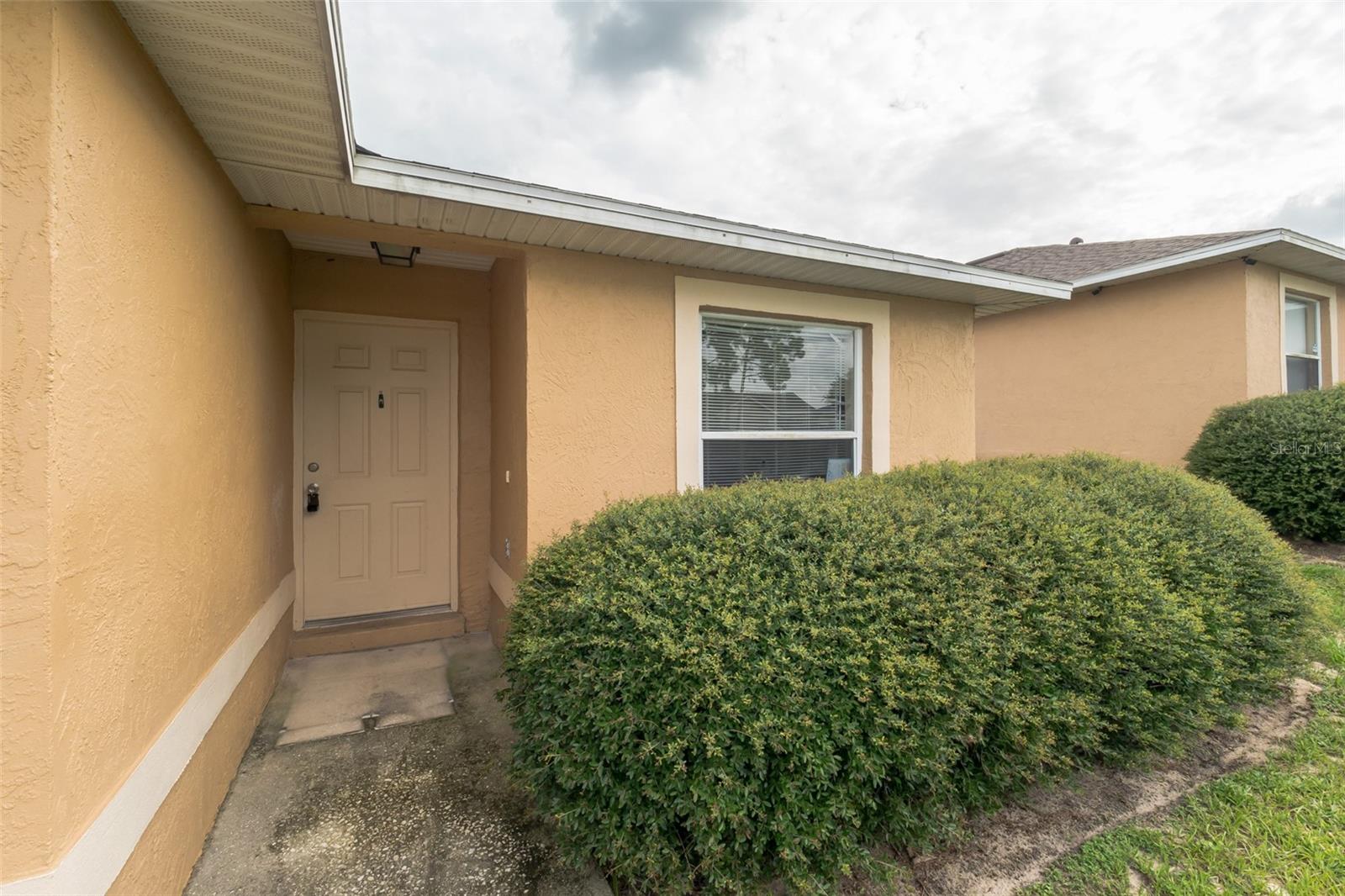 2617-2619 HOLLOW LN, LEESBURG, FL, 34748