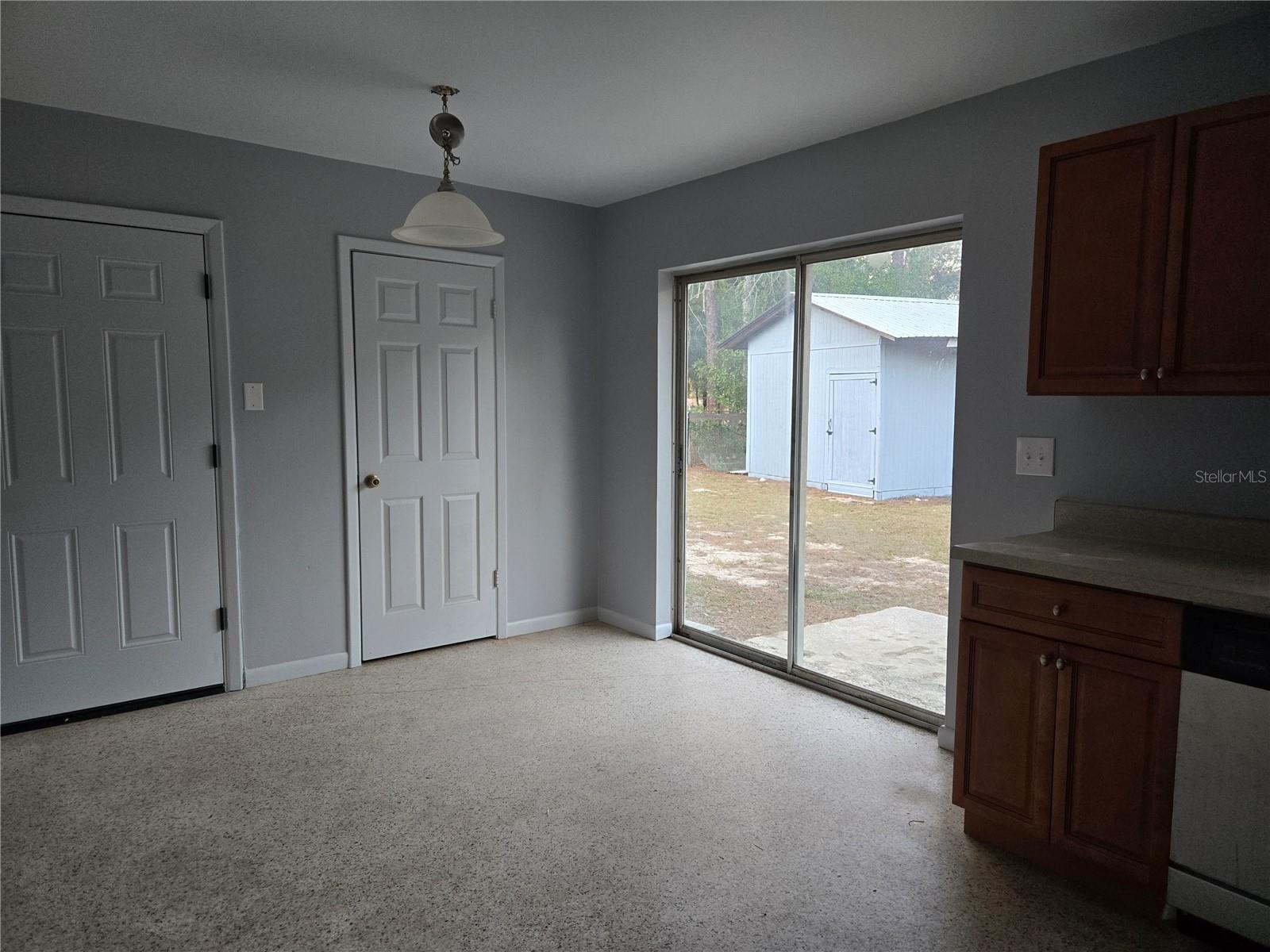 4061 E SEMINOLE LN, DUNNELLON, FL, 34434