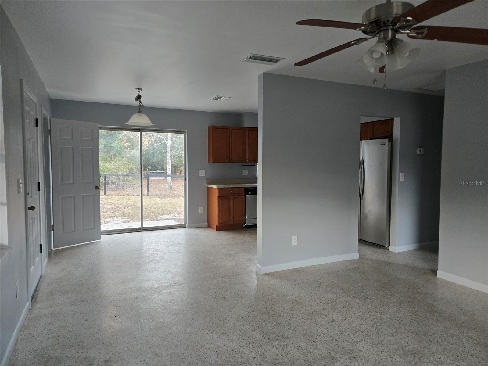 4061 E SEMINOLE LN, DUNNELLON, FL, 34434