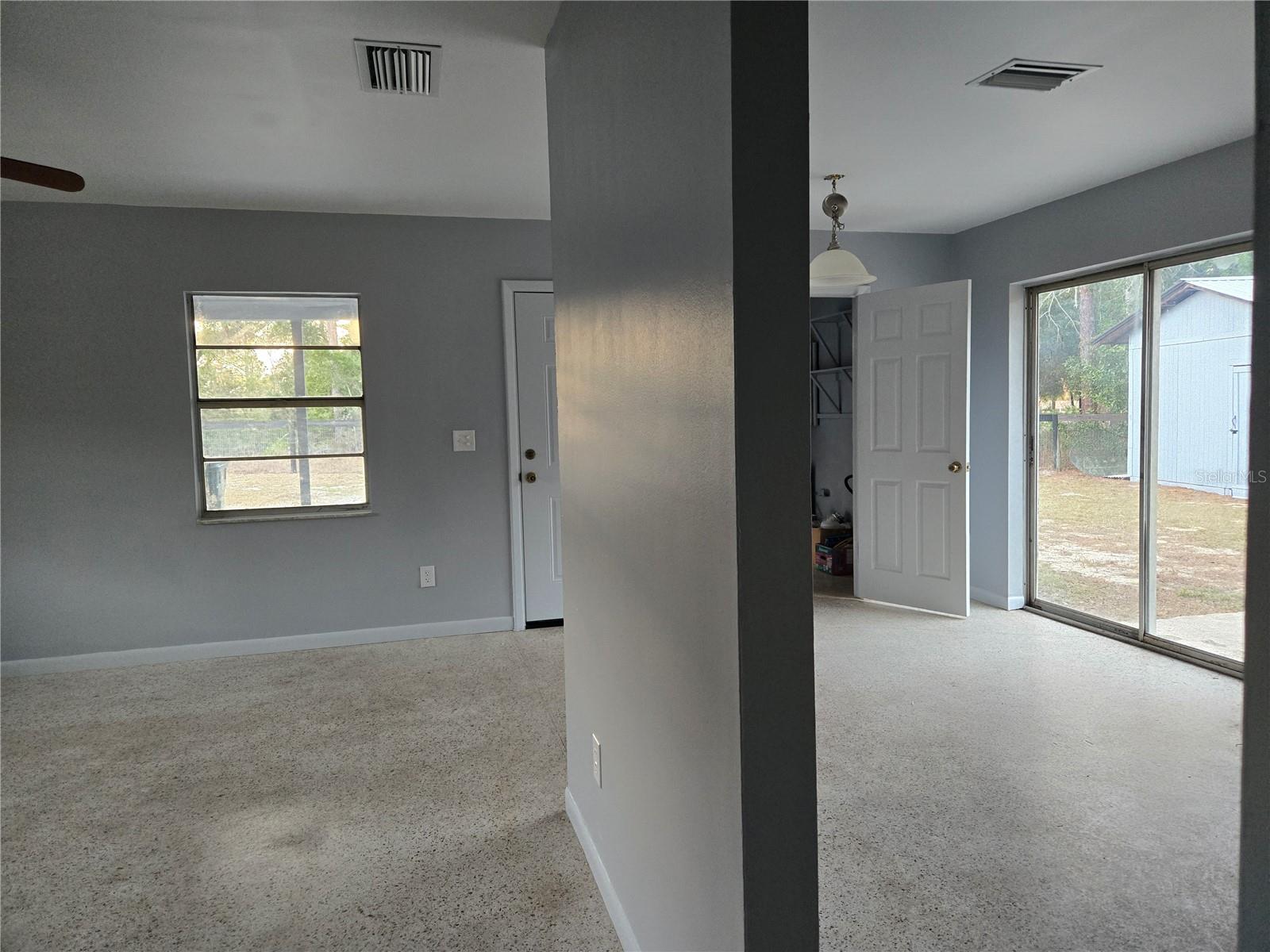 4061 E SEMINOLE LN, DUNNELLON, FL, 34434