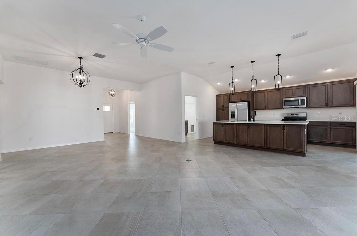 6549 MCKNIGHT LOOP, THE VILLAGES, FL, 34762