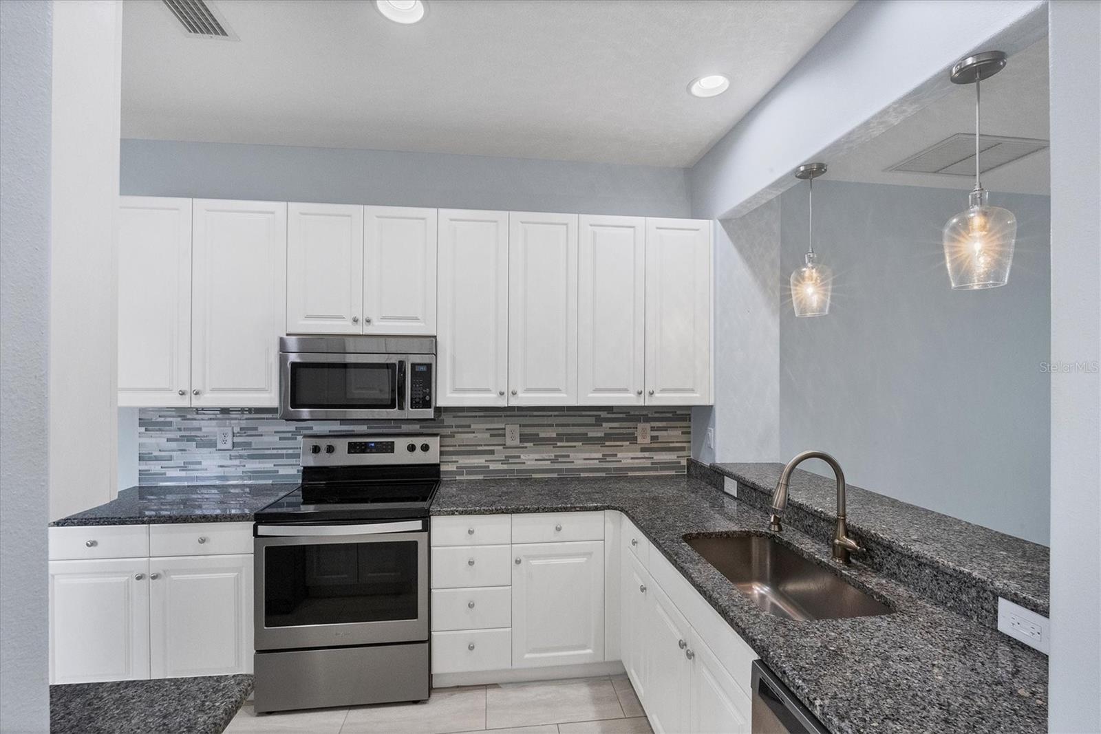 640 BACK NINE DR, VENICE, FL, 34285