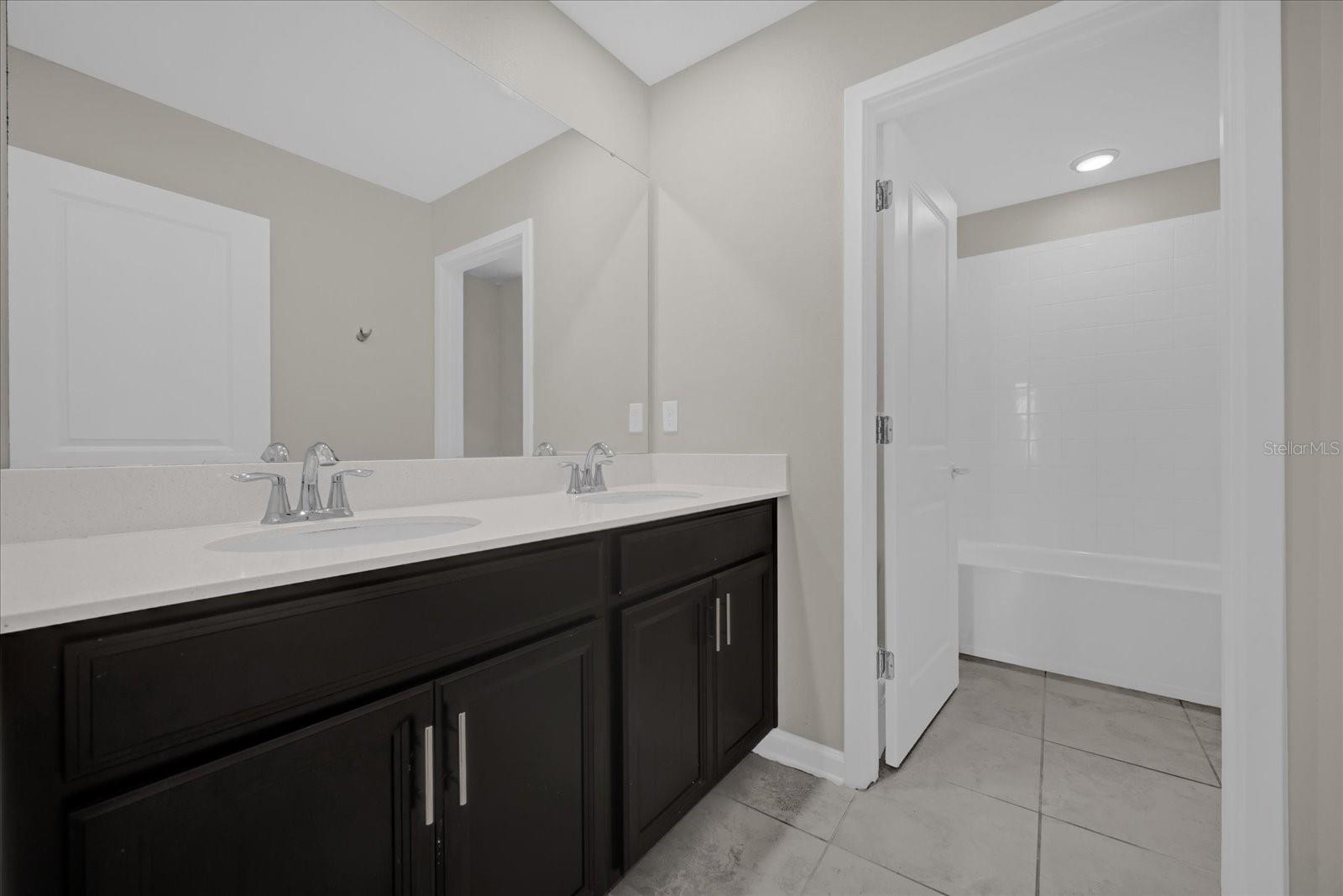 2826 ALDER BERRY BLVD, OCOEE, FL, 34761