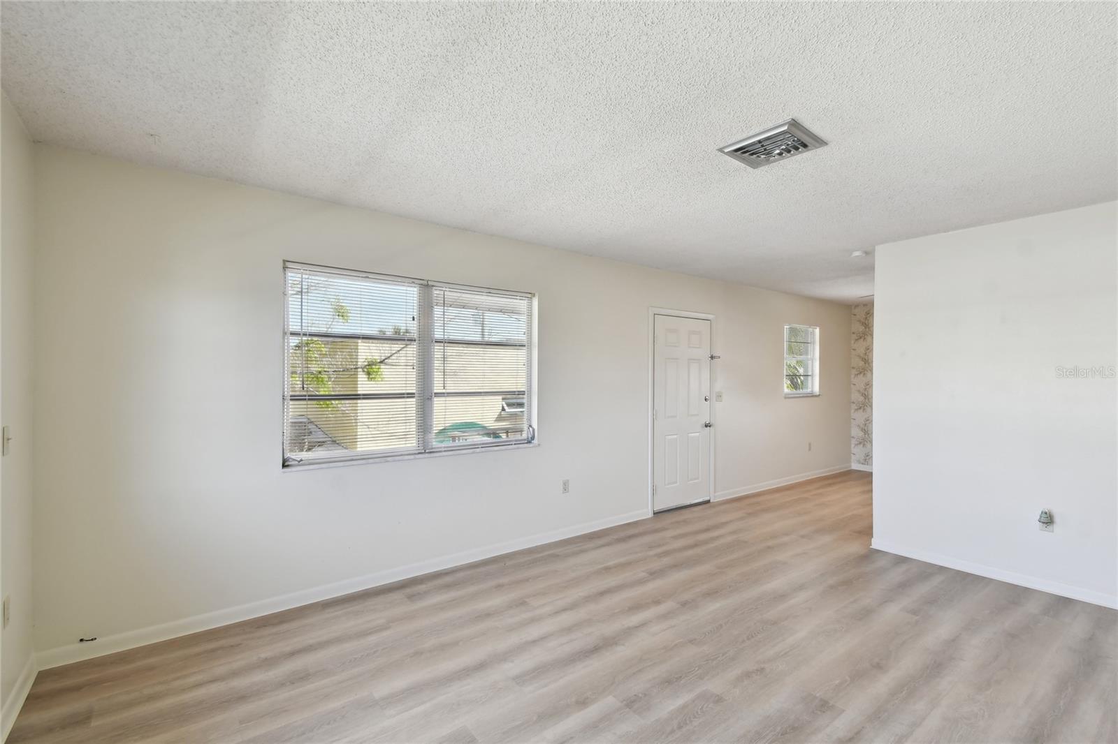 360 137TH AVENUE CIR, MADEIRA BEACH, FL, 33708