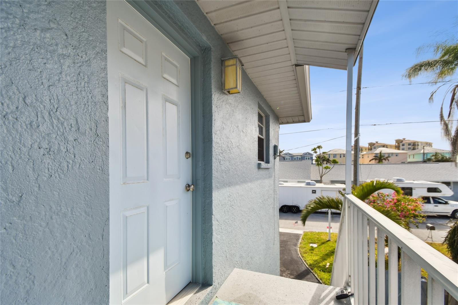 360 137TH AVENUE CIR, MADEIRA BEACH, FL, 33708