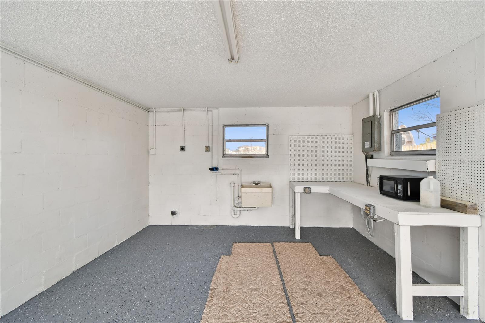 360 137TH AVENUE CIR, MADEIRA BEACH, FL, 33708