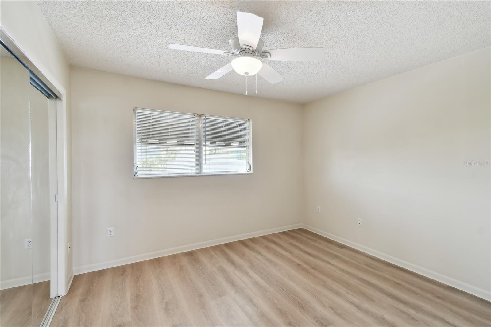 360 137TH AVENUE CIR, MADEIRA BEACH, FL, 33708
