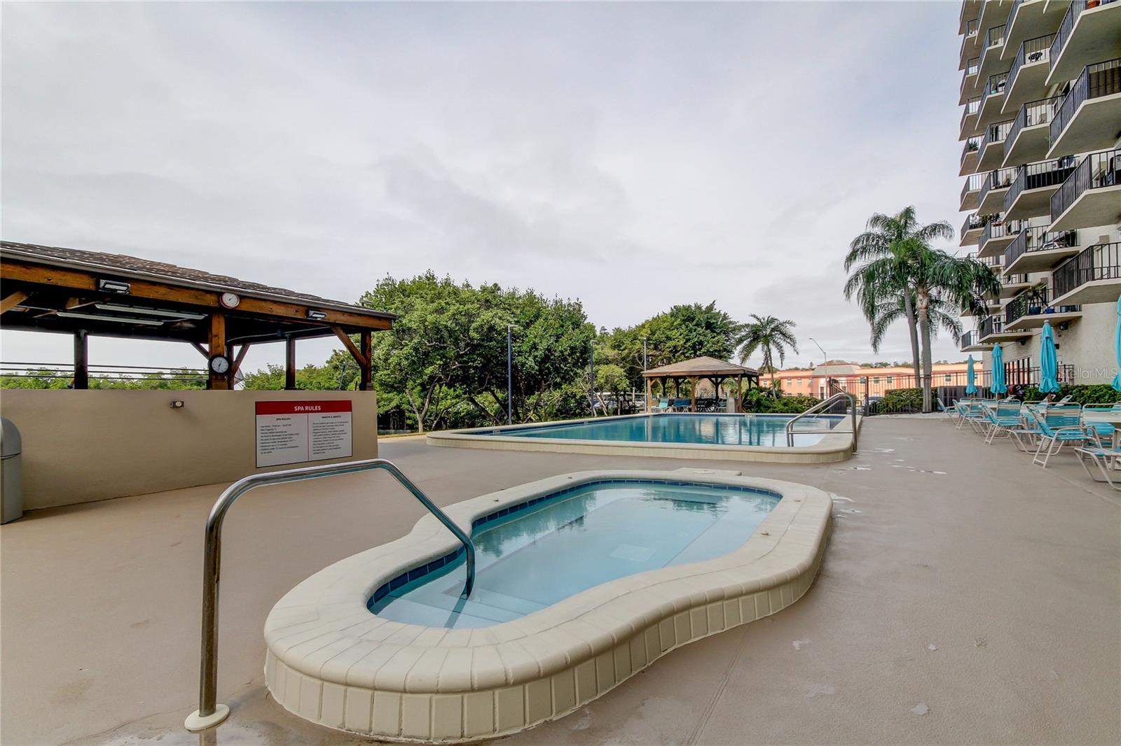 7050 SUNSET DR S #208, SOUTH PASADENA, FL, 33707
