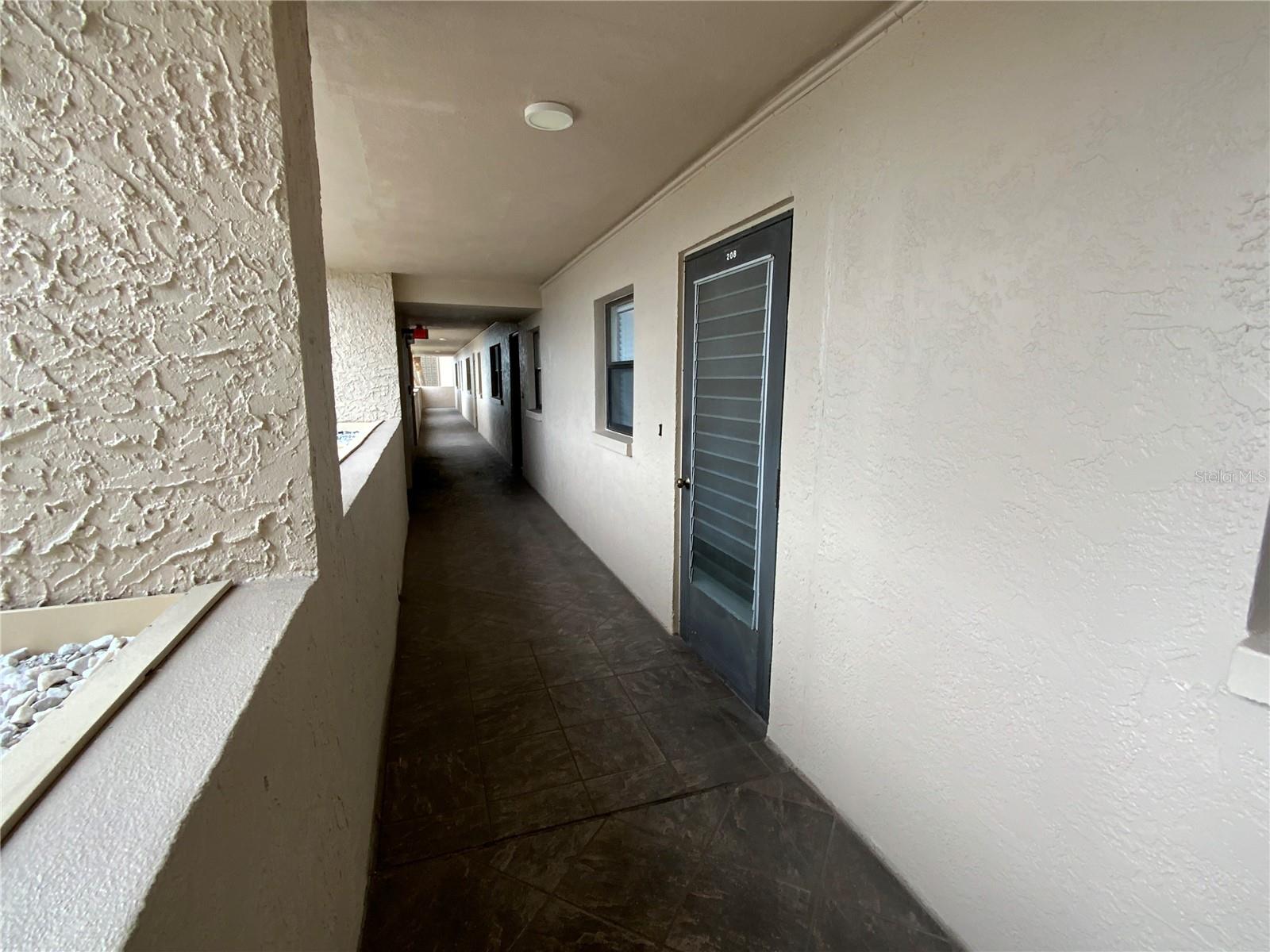 7050 SUNSET DR S #208, SOUTH PASADENA, FL, 33707