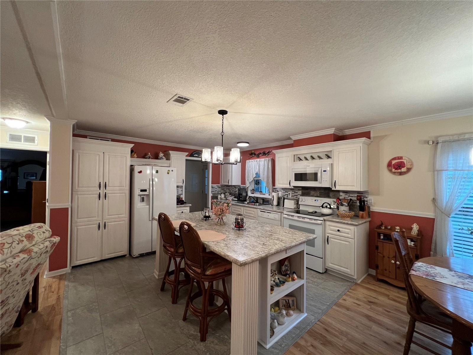116 FOREST BLVD, WILDWOOD, FL, 34785