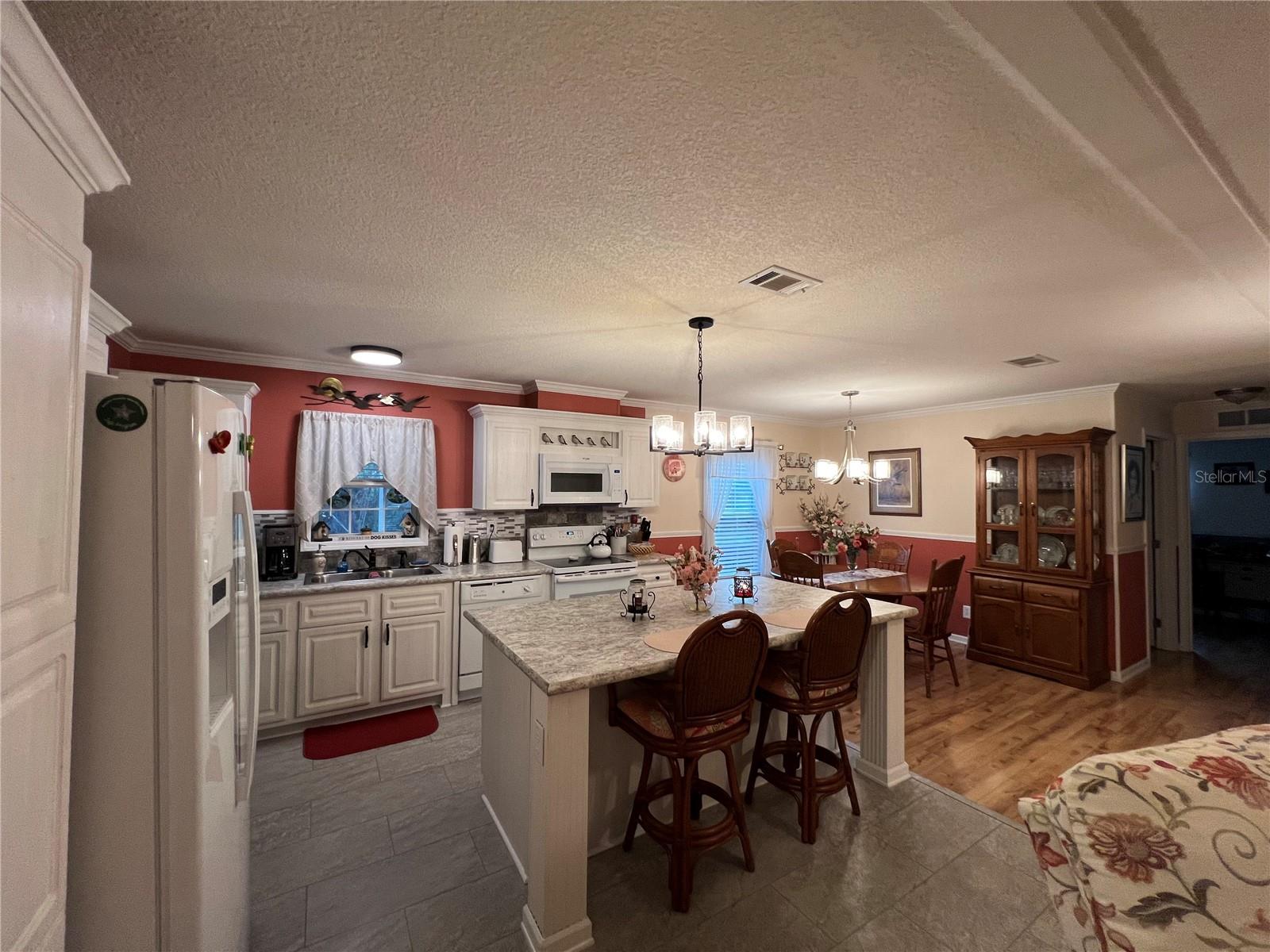 116 FOREST BLVD, WILDWOOD, FL, 34785