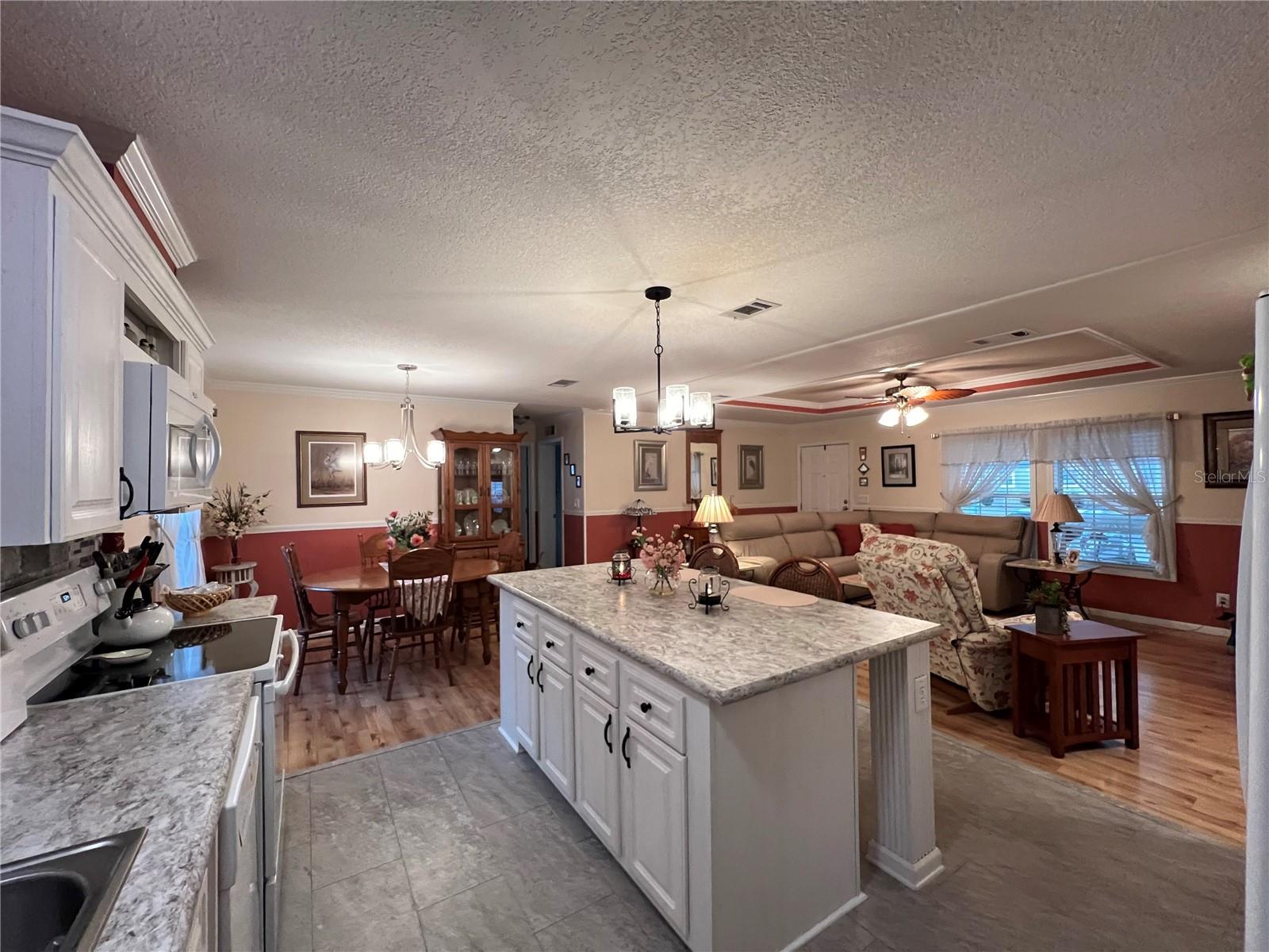 116 FOREST BLVD, WILDWOOD, FL, 34785