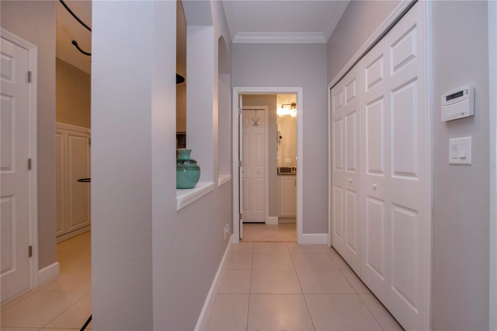 2501 SAPPHIRE GREENS LN, SUN CITY CENTER, FL, 33573