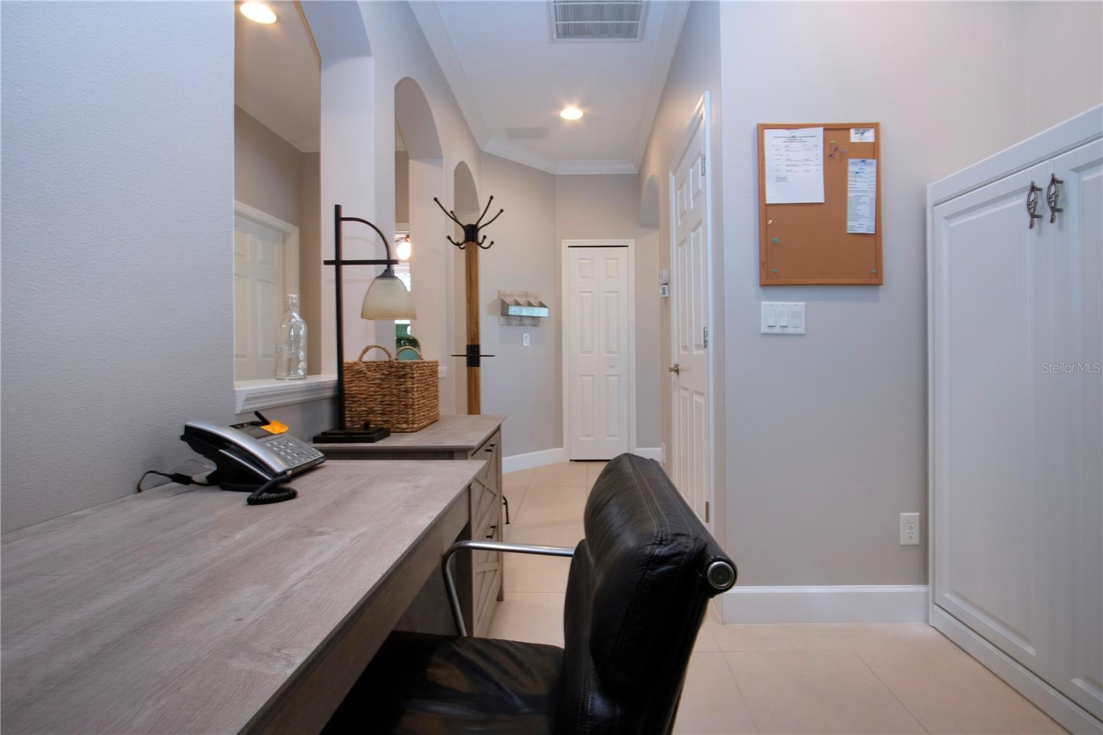 2501 SAPPHIRE GREENS LN, SUN CITY CENTER, FL, 33573