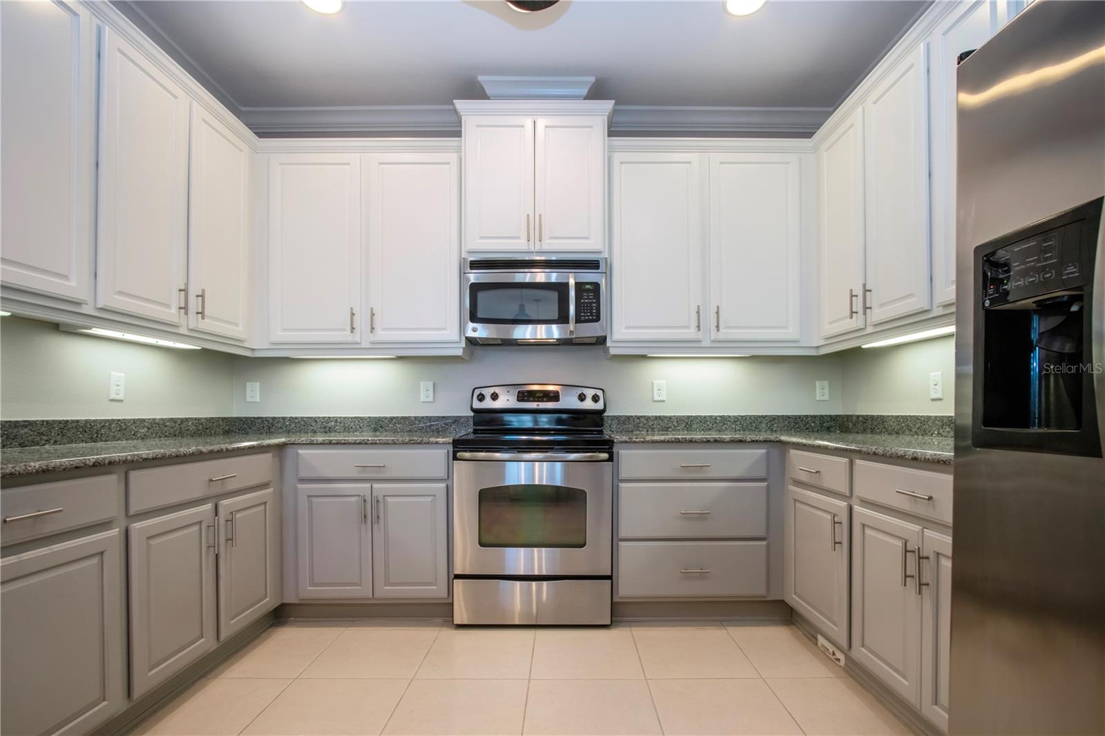 2501 SAPPHIRE GREENS LN, SUN CITY CENTER, FL, 33573