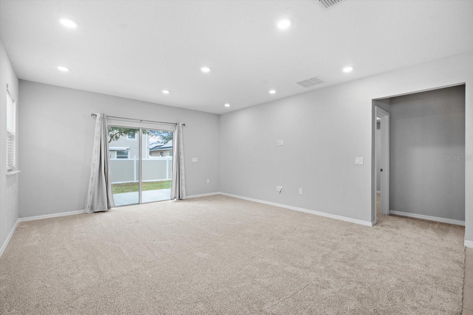 111 BIG PINE KEY BLVD, DELAND, FL, 32720