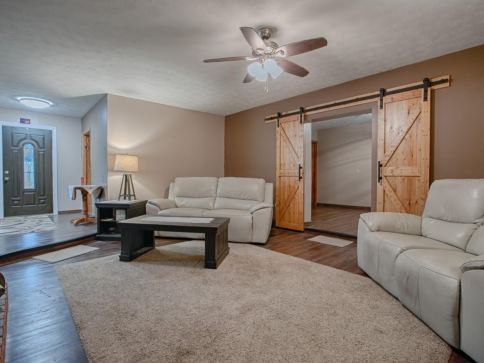 1029 CR 452A, LAKE PANASOFFKEE, FL, 33538