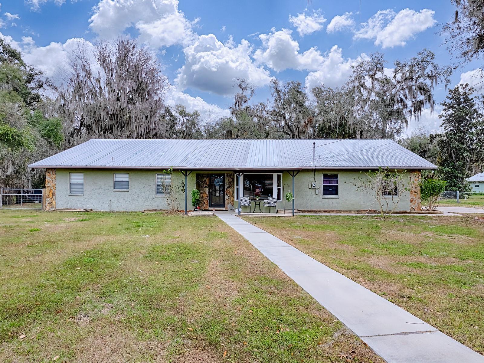 1029 CR 452A, LAKE PANASOFFKEE, FL, 33538