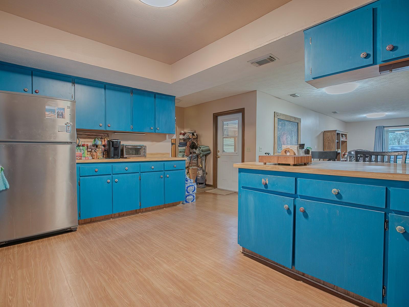 1029 CR 452A, LAKE PANASOFFKEE, FL, 33538