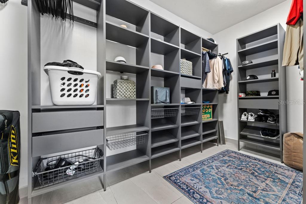 PR9111181 Property Photo