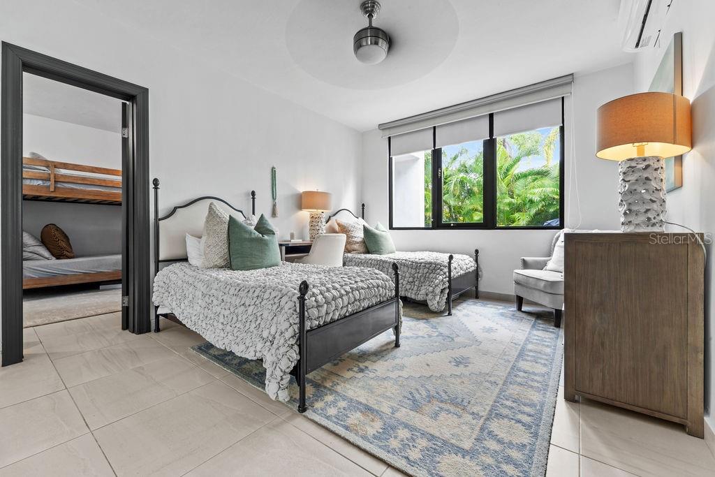 PR9111181 Property Photo