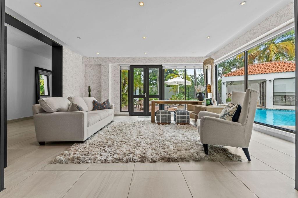 PR9111181 Property Photo