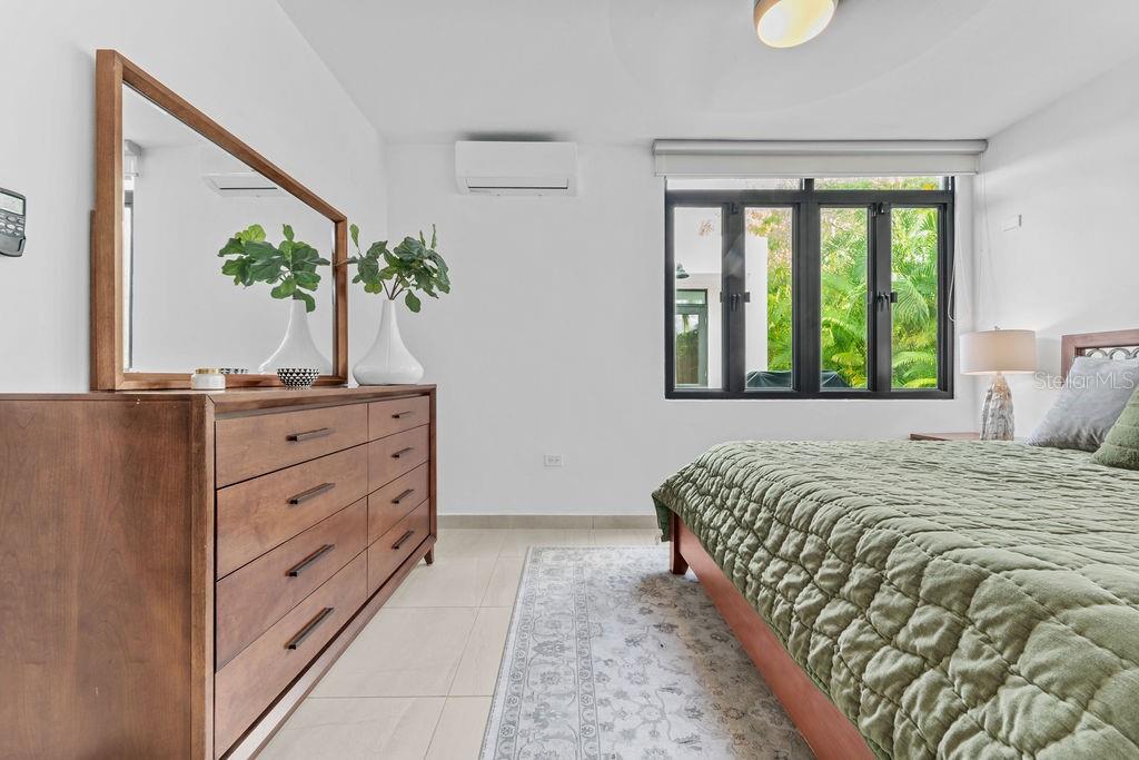 PR9111181 Property Photo