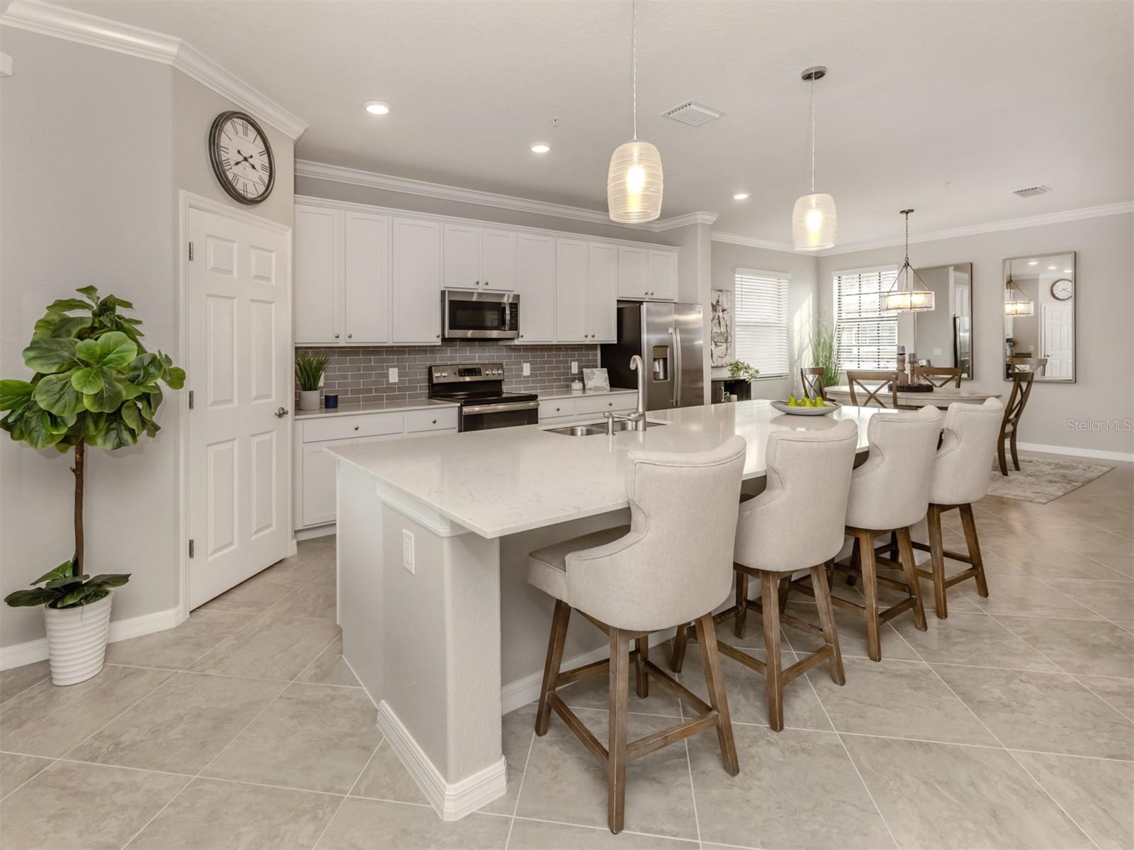10792 TARFLOWER DR #202, VENICE, FL, 34293