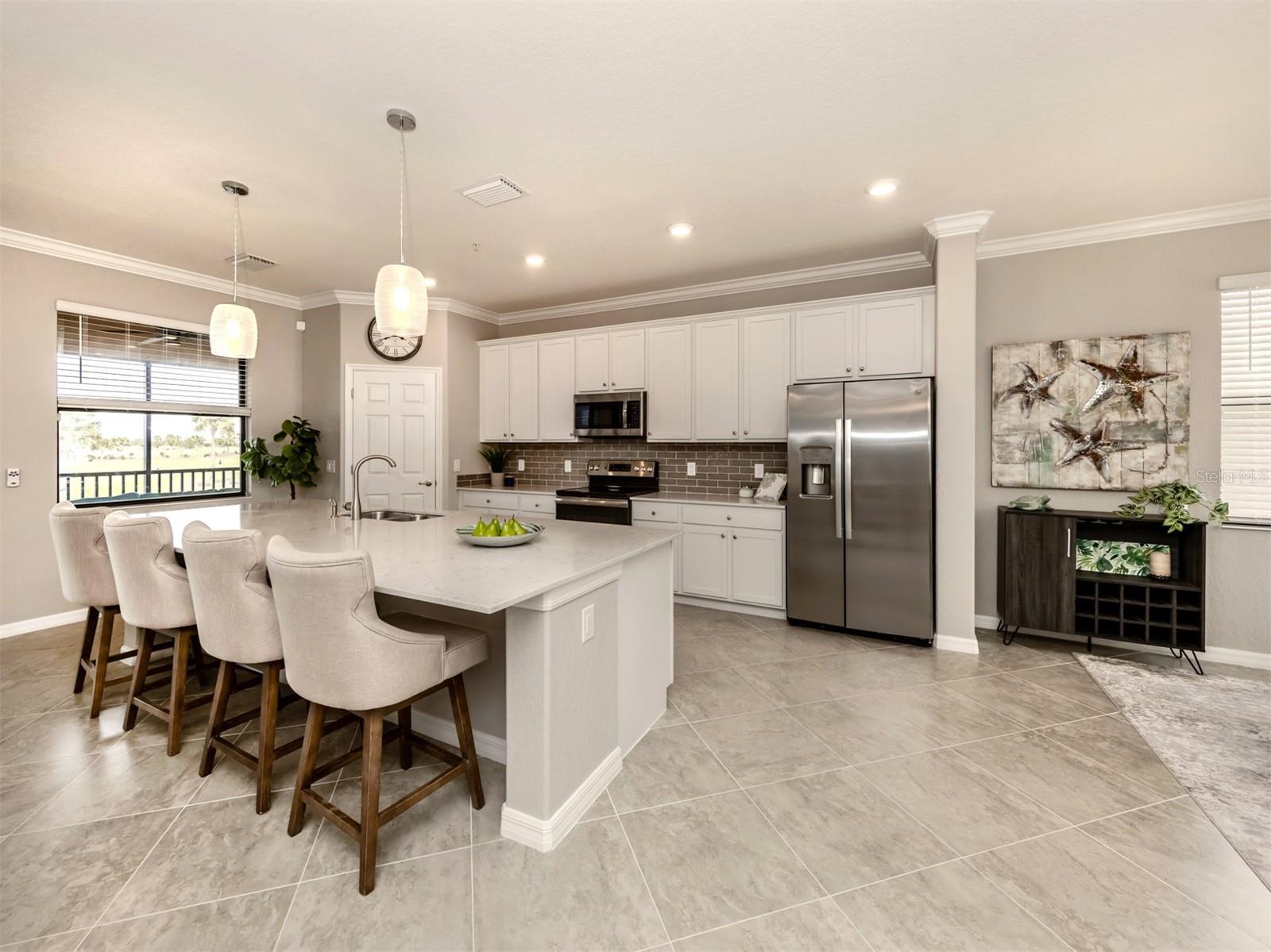 10792 TARFLOWER DR #202, VENICE, FL, 34293