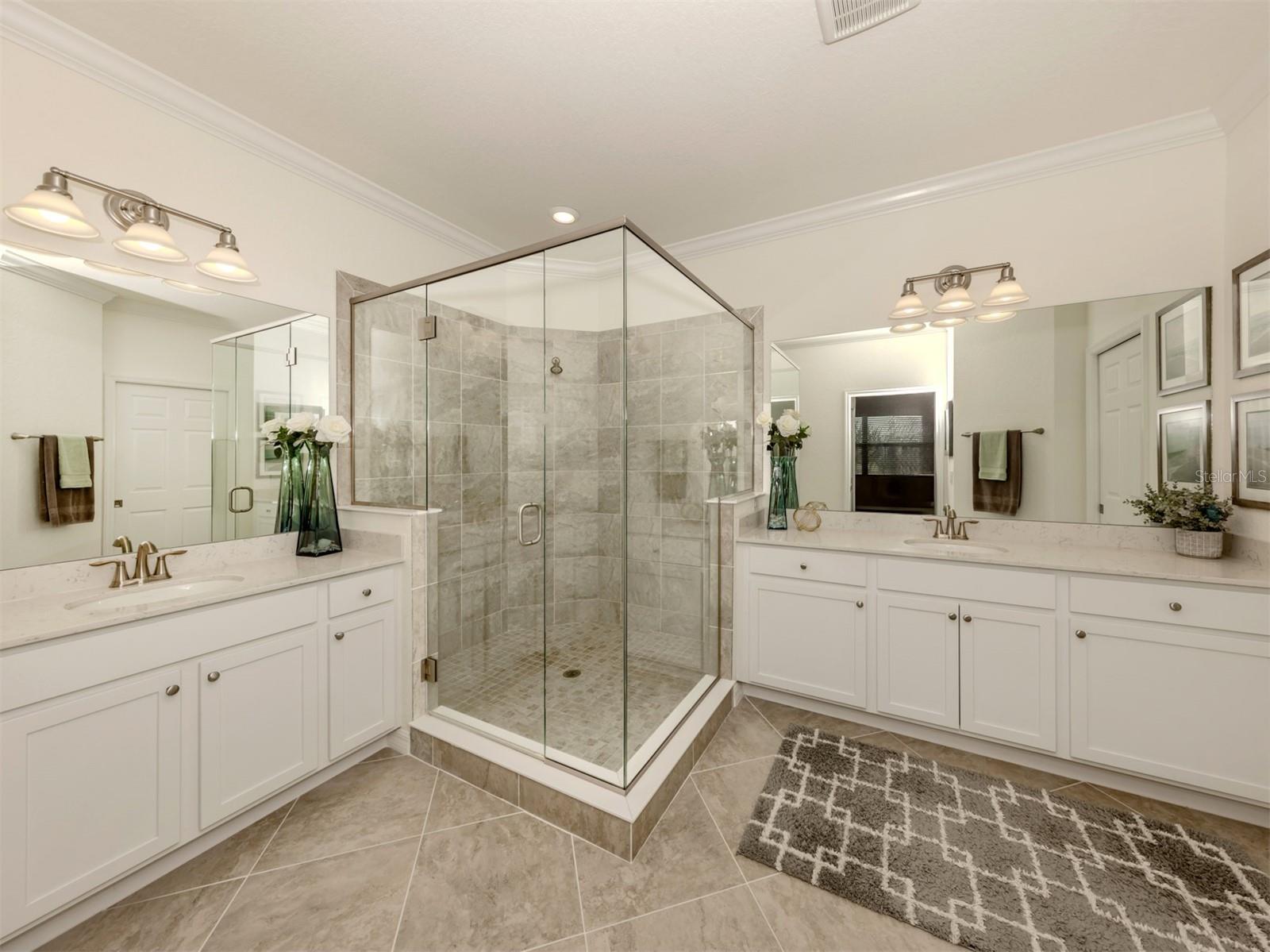 10792 TARFLOWER DR #202, VENICE, FL, 34293