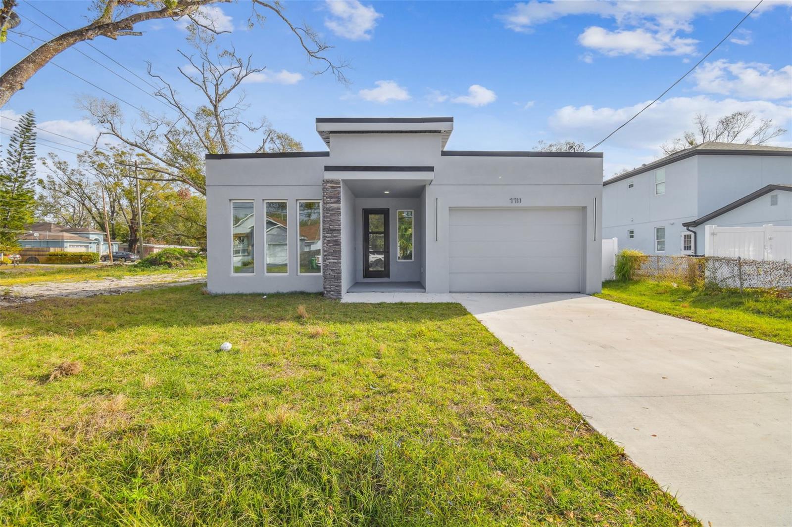 7711 N ORLEANS AVE, TAMPA, FL, 33604