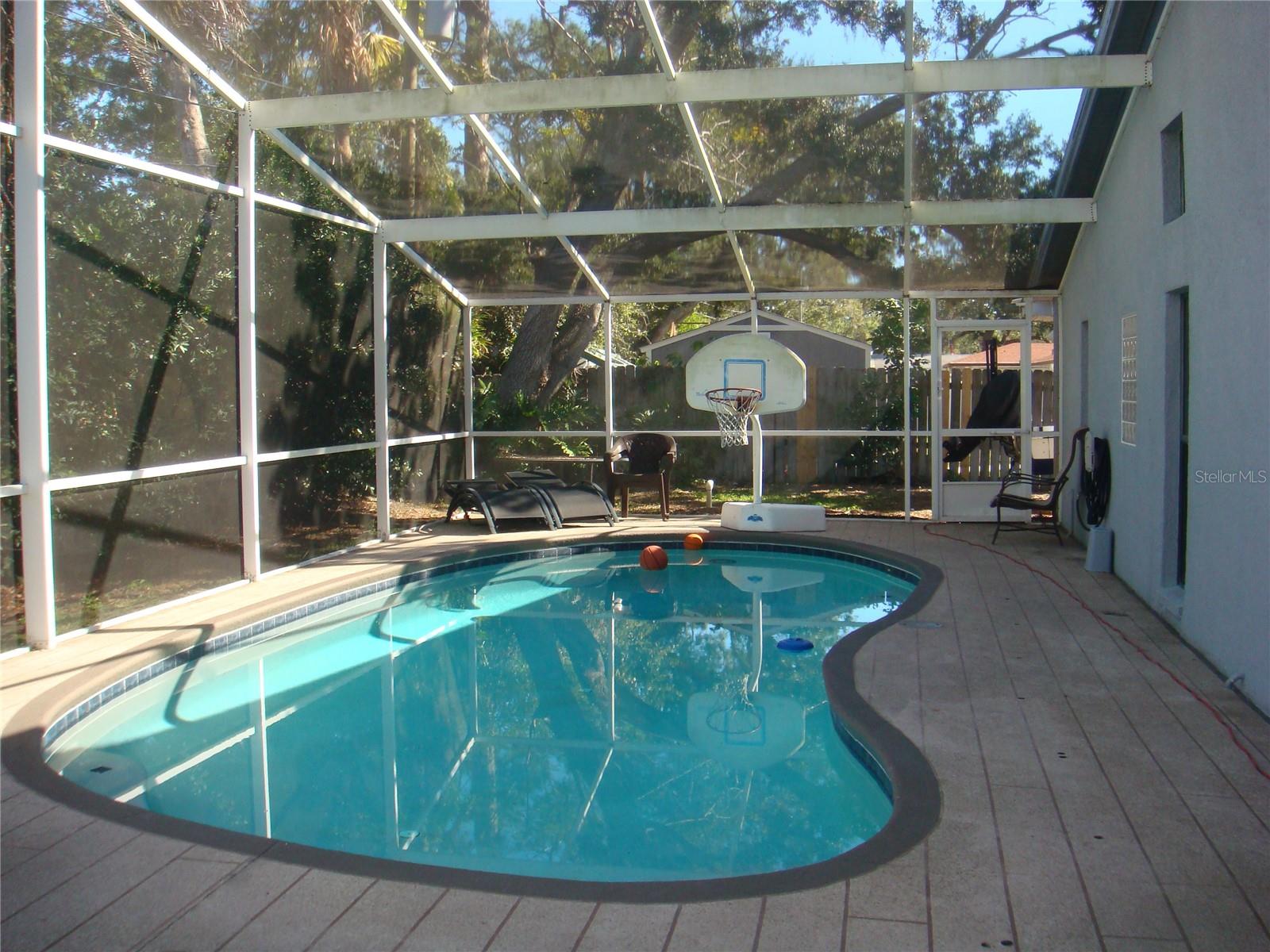 960 LAKEWOOD DR, DUNEDIN, FL, 34698