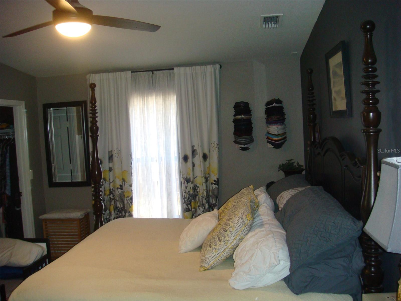960 LAKEWOOD DR, DUNEDIN, FL, 34698