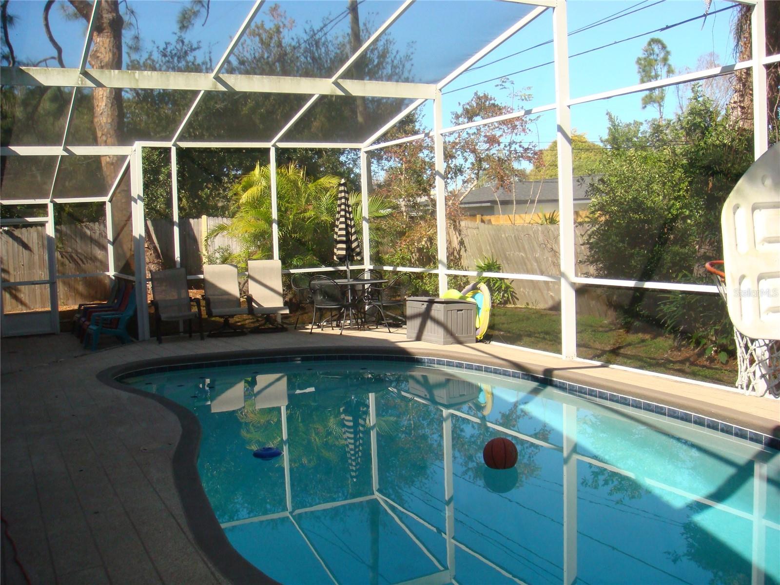 960 LAKEWOOD DR, DUNEDIN, FL, 34698