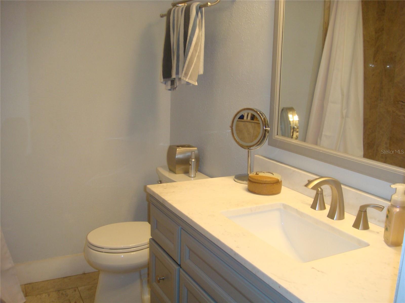 960 LAKEWOOD DR, DUNEDIN, FL, 34698