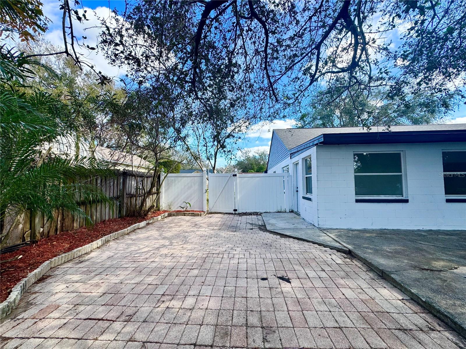 7450 CROOKED LAKE CIR, ORLANDO, FL, 32818