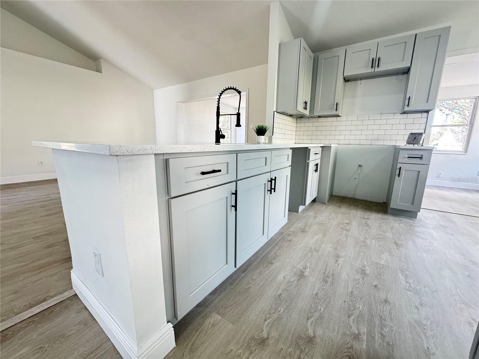 7450 CROOKED LAKE CIR, ORLANDO, FL, 32818