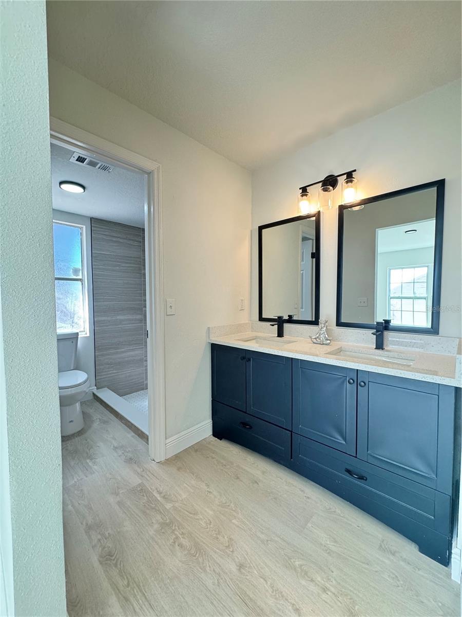 7450 CROOKED LAKE CIR, ORLANDO, FL, 32818