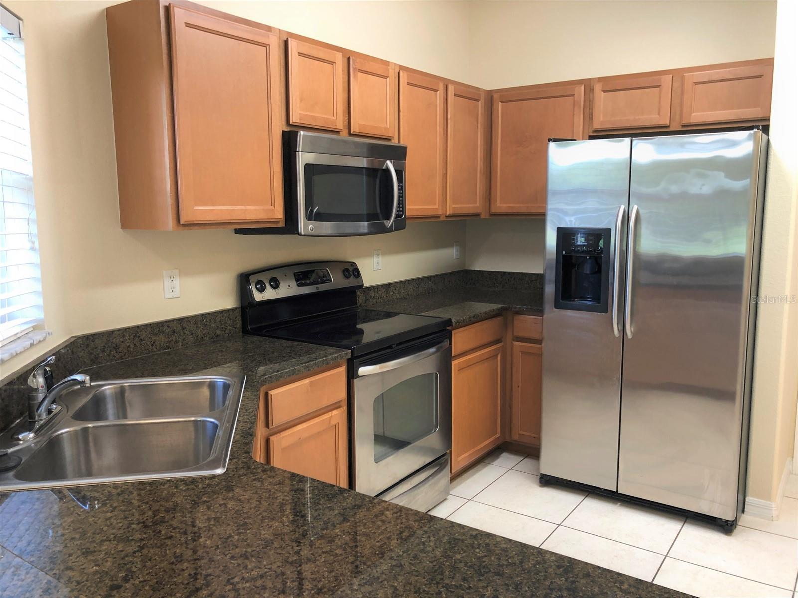4171 WINDING VINE DR, LAKELAND, FL, 33812