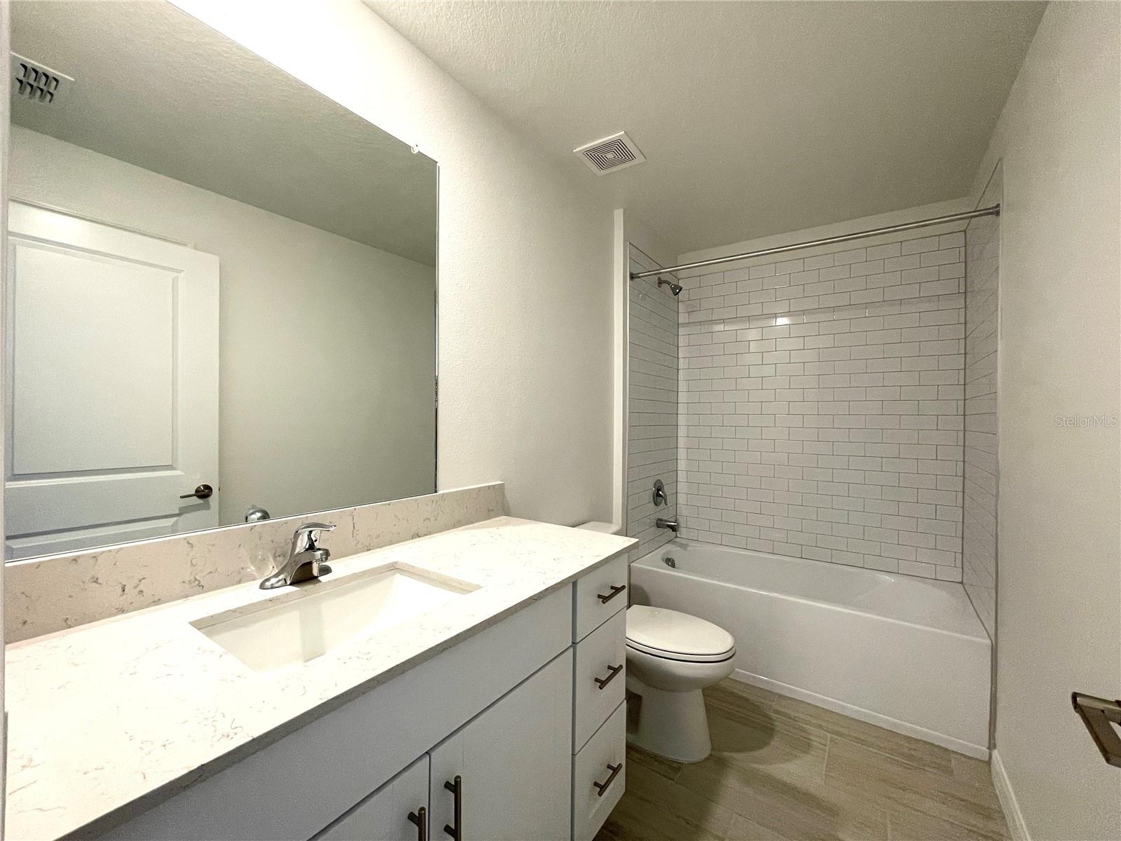 8321 BELLA MAR TRAIL, PARRISH, FL, 34219