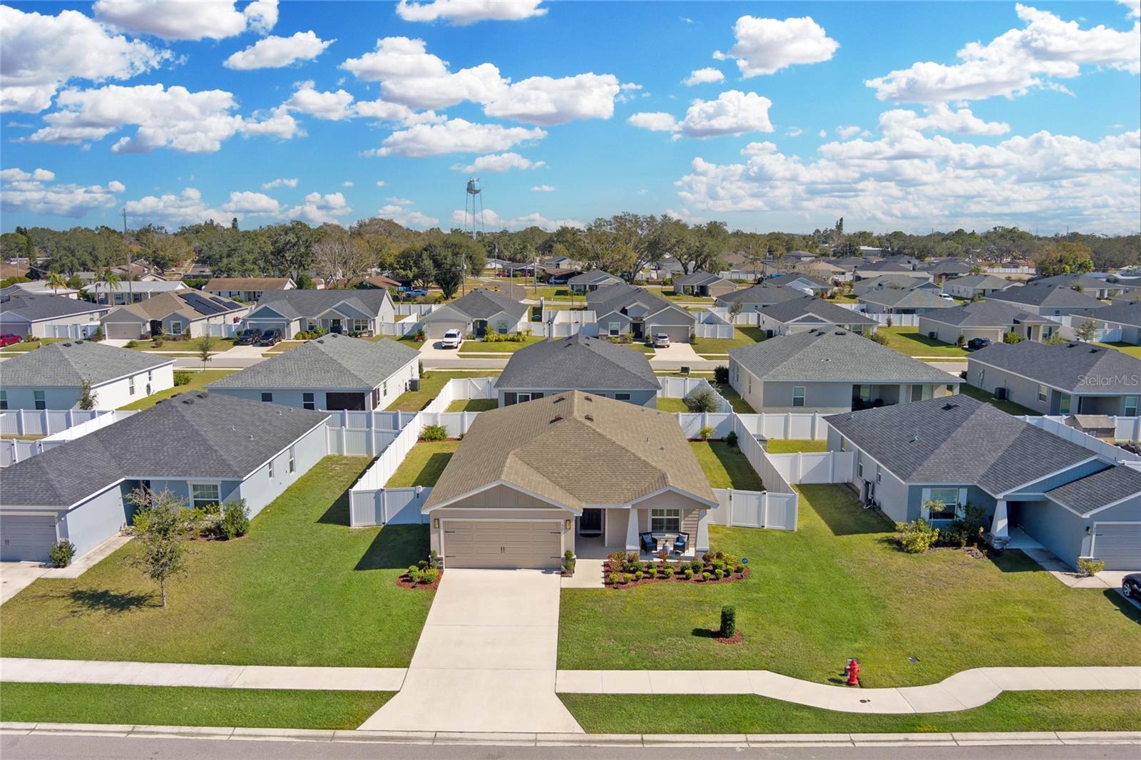 921 FIRST DR, EAGLE LAKE, FL, 33839
