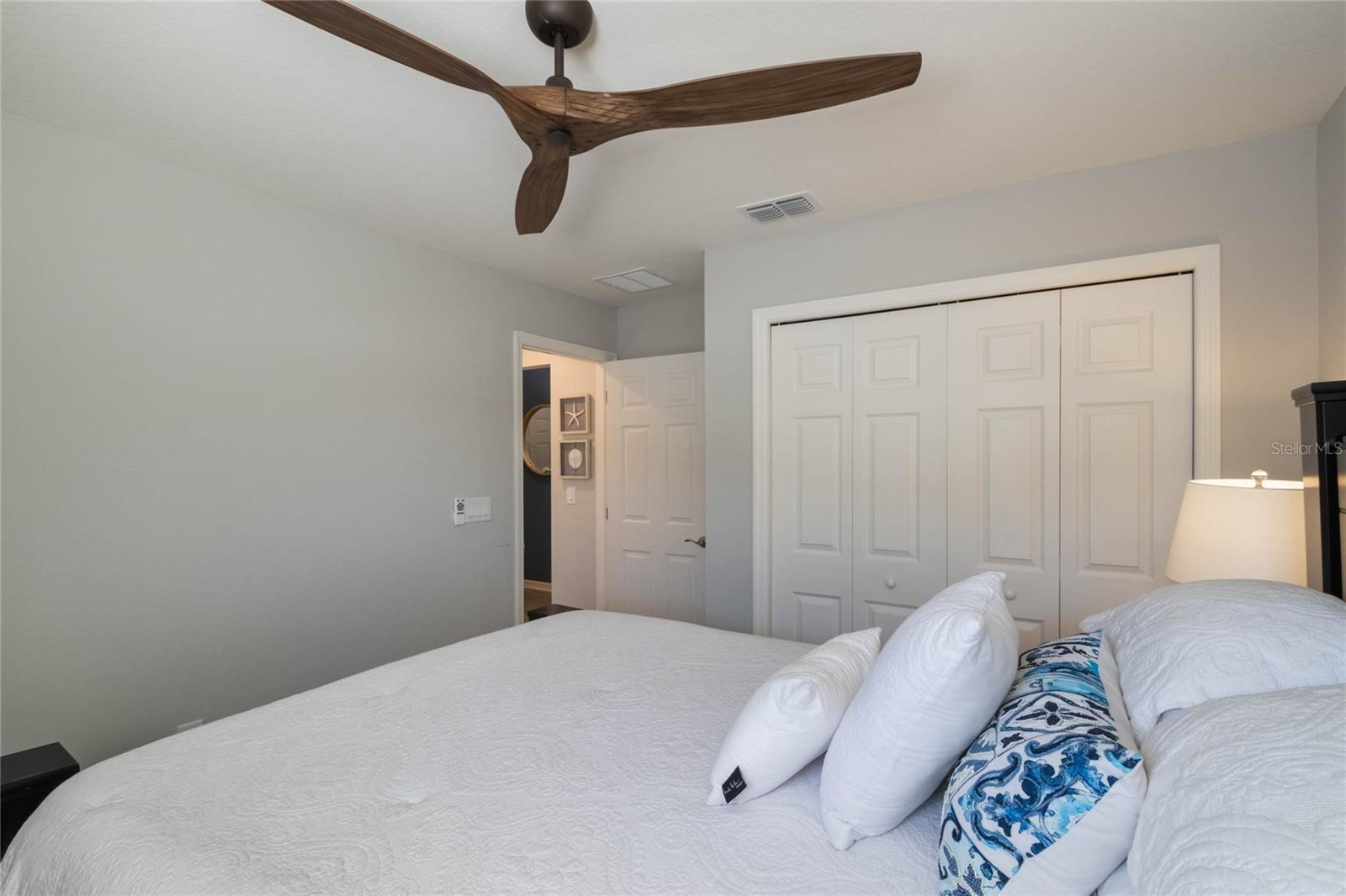921 FIRST DR, EAGLE LAKE, FL, 33839