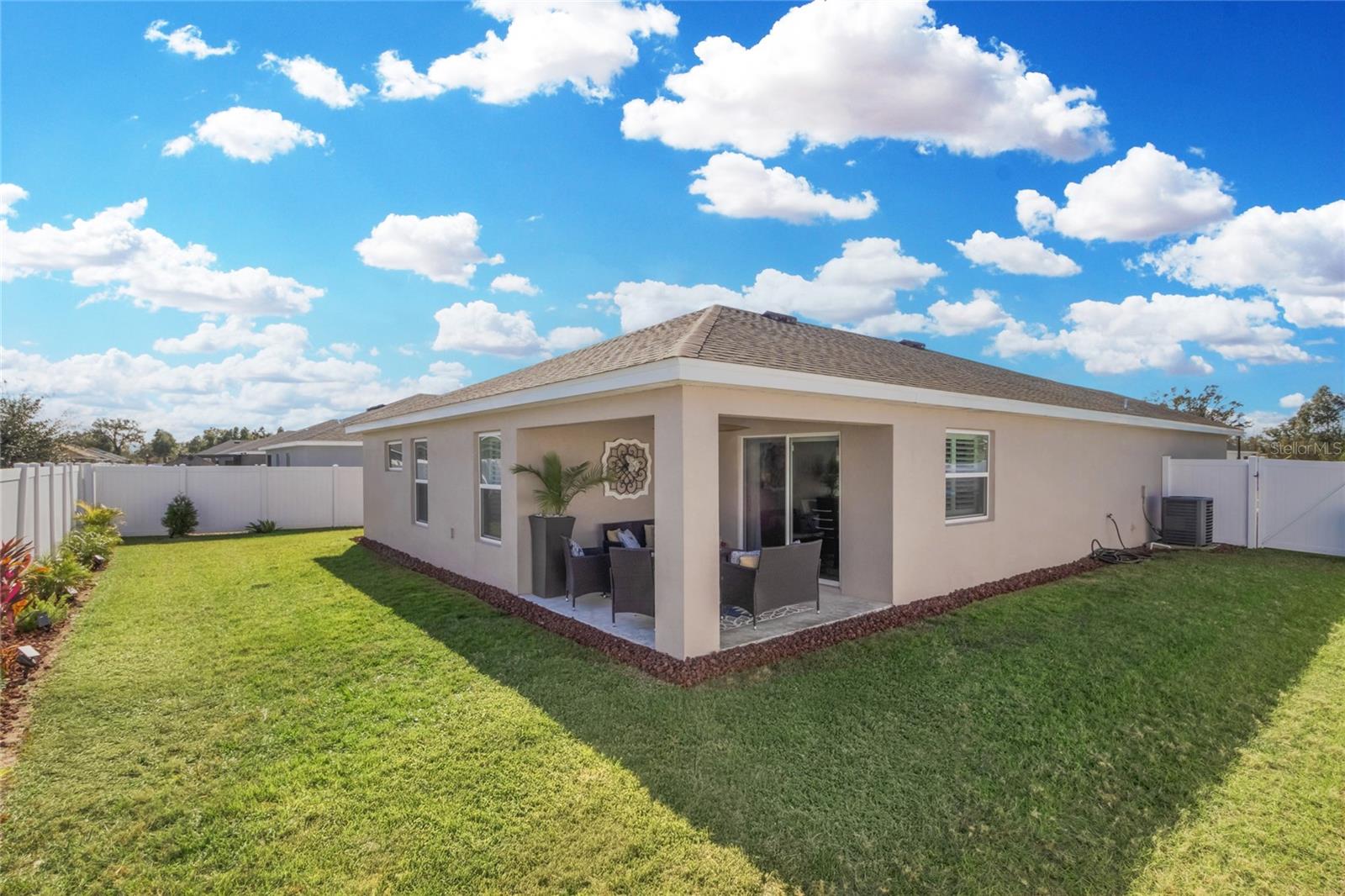921 FIRST DR, EAGLE LAKE, FL, 33839