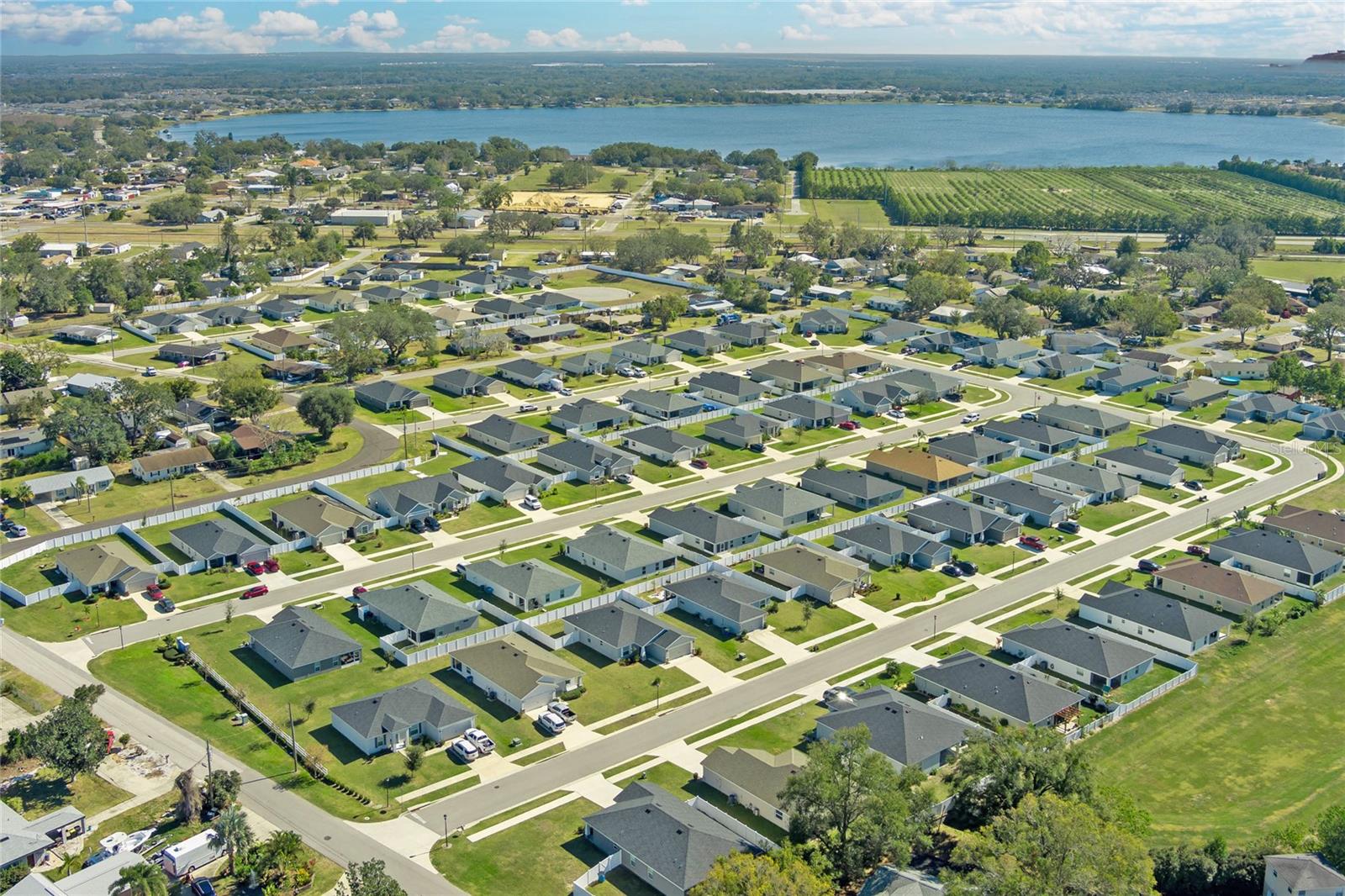 921 FIRST DR, EAGLE LAKE, FL, 33839