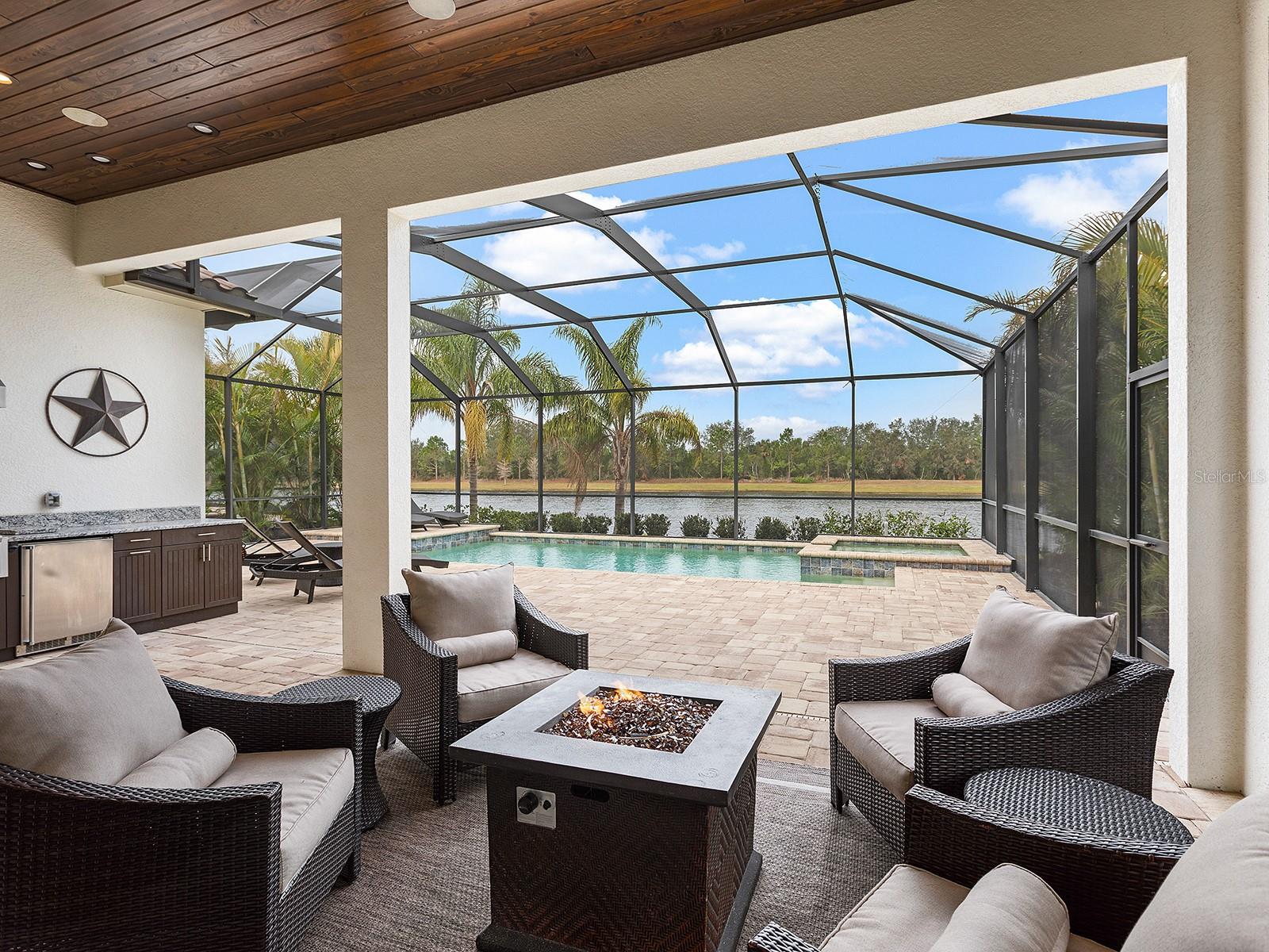 7220 WHITTLEBURY TRL, LAKEWOOD RANCH, FL, 34202