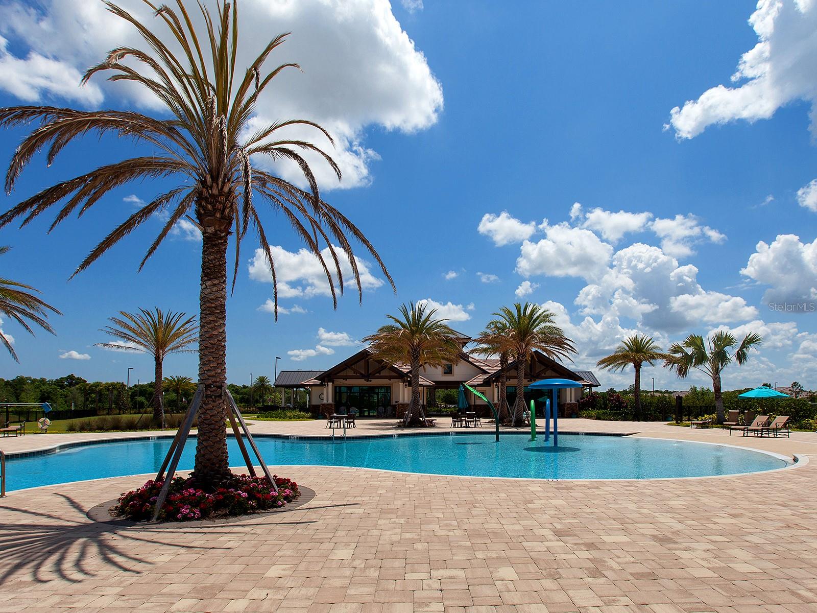 7220 WHITTLEBURY TRL, LAKEWOOD RANCH, FL, 34202