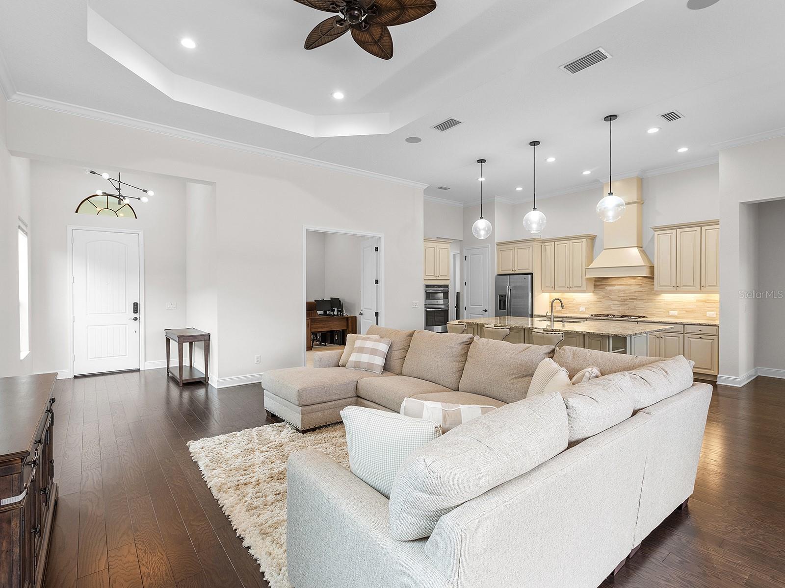 7220 WHITTLEBURY TRL, LAKEWOOD RANCH, FL, 34202
