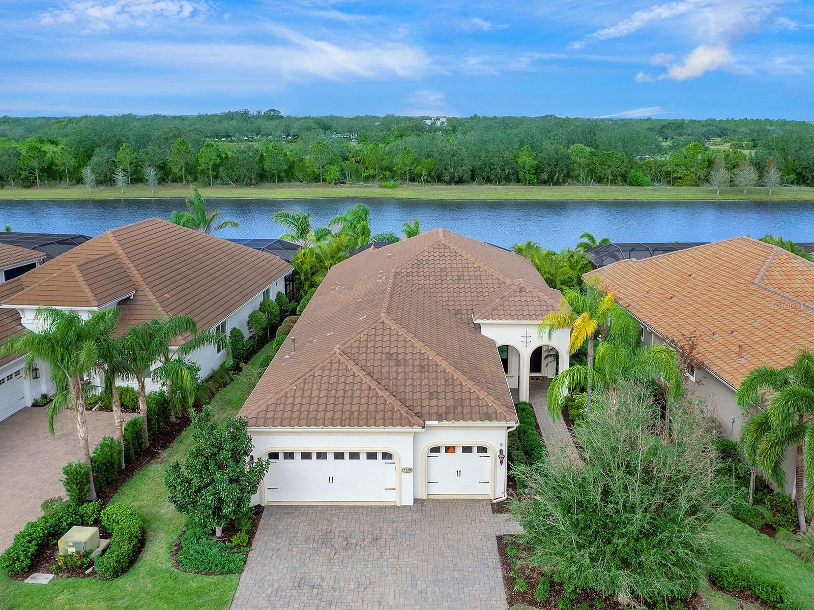 7220 WHITTLEBURY TRL, LAKEWOOD RANCH, FL, 34202