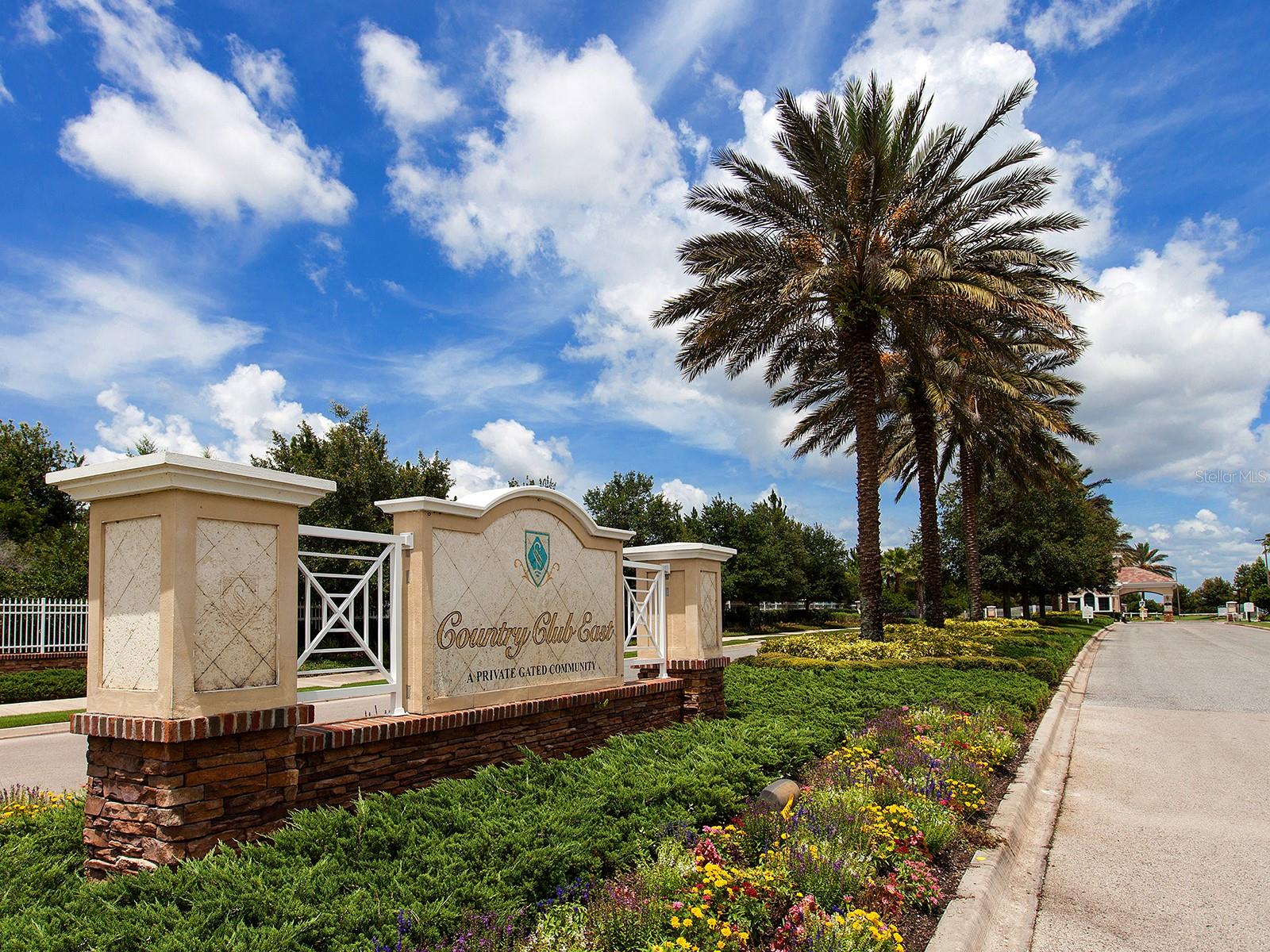 7220 WHITTLEBURY TRL, LAKEWOOD RANCH, FL, 34202